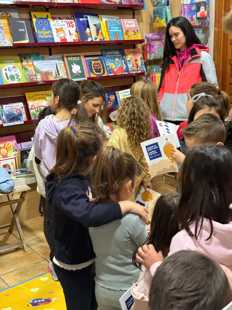 Presentaciones del cuento “Cuando un globo vuela”, con motivo del Día Internacional del Libro Infantil y Juvenil 3 IMG 9834